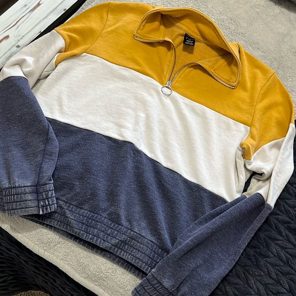 Zine quarter zip sweatshirt.
